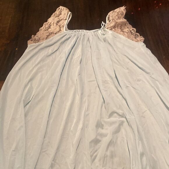 Vintage Komar Elegant Lace Trimmed Blue Nightgown Average Small - Picture 2 of 6